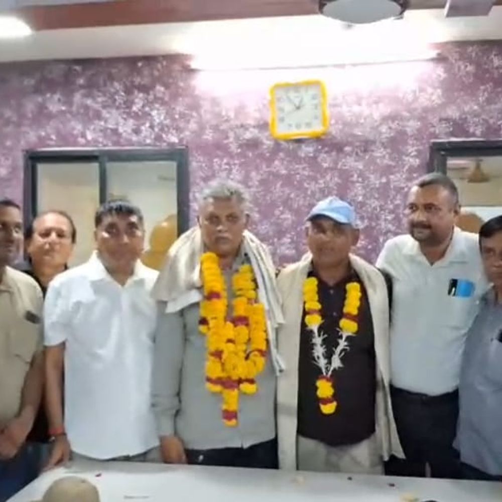 દકુભાઈ પડસાળાની લાઠી યાર્ડના ચેરમેન પદે બિનહરીફ વરણી.