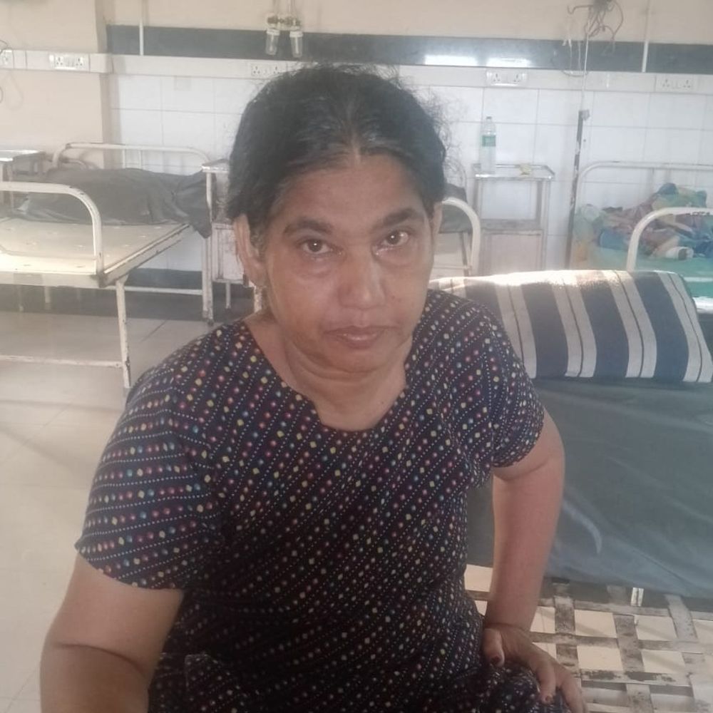 SMC સંચાલિત હોસ્પિટલમાં ભારે વિવાદ:સ્મીમેર હોસ્પિટલના માનદ ડોક્ટરે ખાનગી હોસ્પિટલમાં ઓપરેશન કર્યા બાદ મહિલાનું મોત, પરિવારનો બેદરકારીનો આક્ષેપ
