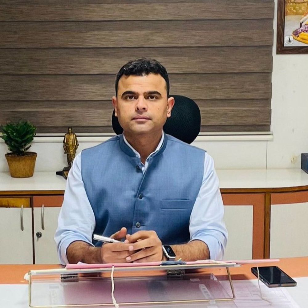 અશાંતધારાની મુદત લંબાવવા કલેકટરની દરખાસ્ત:રાજકોટનાં ભક્તિનગરની 30 સોસાયટીમાં મિલકતોની લે-વેંચ કરતા પહેલા ફરજીયાત મંજૂરી યથાવત રહેશે, 27 જૂને પુરી થતી મુદ્દત 5 વર્ષ લંબાય તેવી શક્યતા