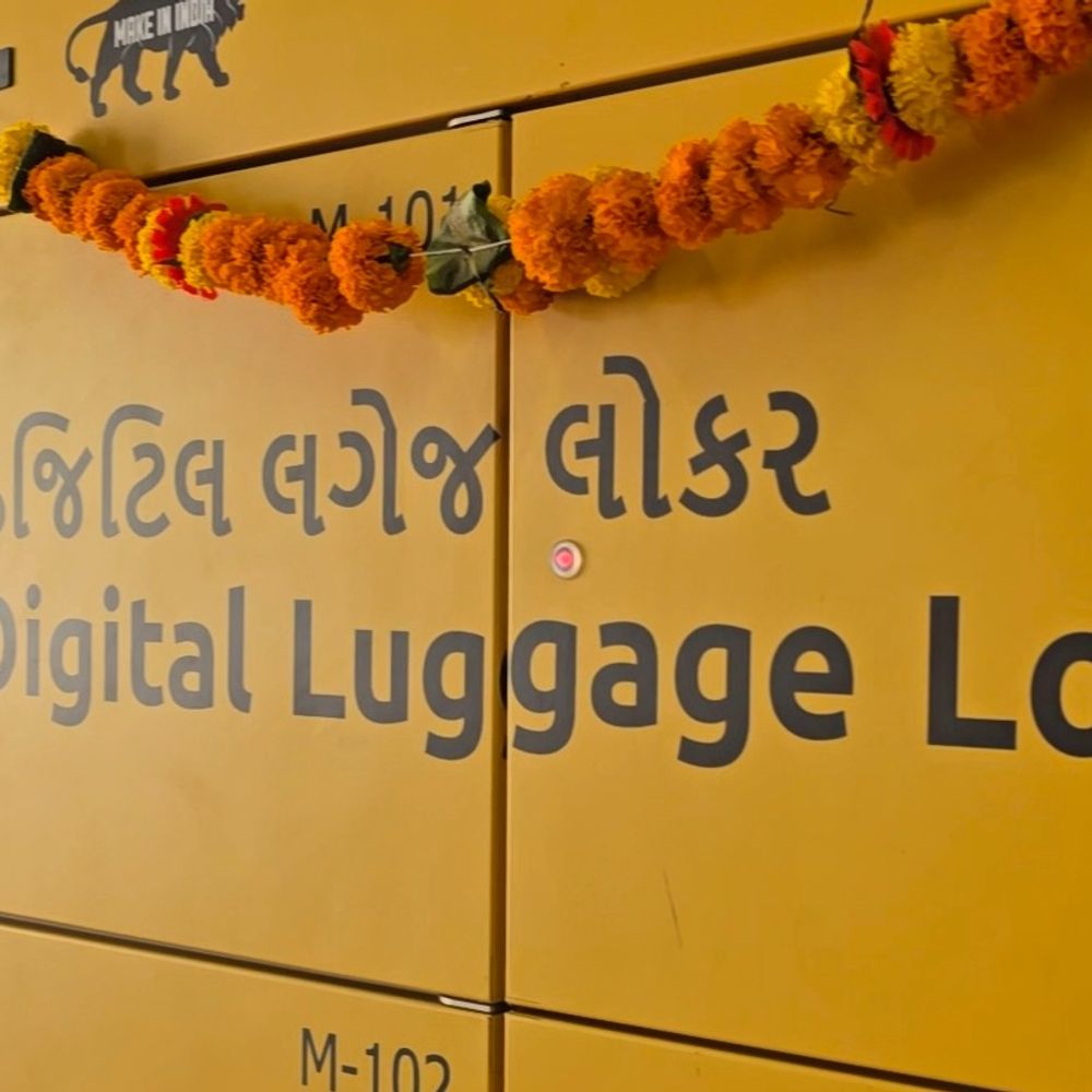 કાલુપુર સ્ટેશનના ડિજિટલ લોકરને મુસાફરોનો સારો પ્રતિસાદ:14 દિવસમાં 298 લોકોએ લોકર યુઝ કરતા 36 હજારથી વધુની આવક