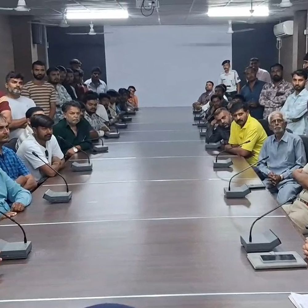 ટ્રાફિક અને ડીજેના નિયમો અંગે પોલીસની મહત્વની બેઠક યોજાઈ.:​જૂનાગઢ પોલીસ એક્શનમાં: ગેરકાયદે રિક્ષાઓ સામે 7 દિવસની ખાસ ડ્રાઇવ યોજાશે, રાત્રે 10:30 પછી ડીજે વગાડનારાઓ સામે નોંધાશે ગુનો