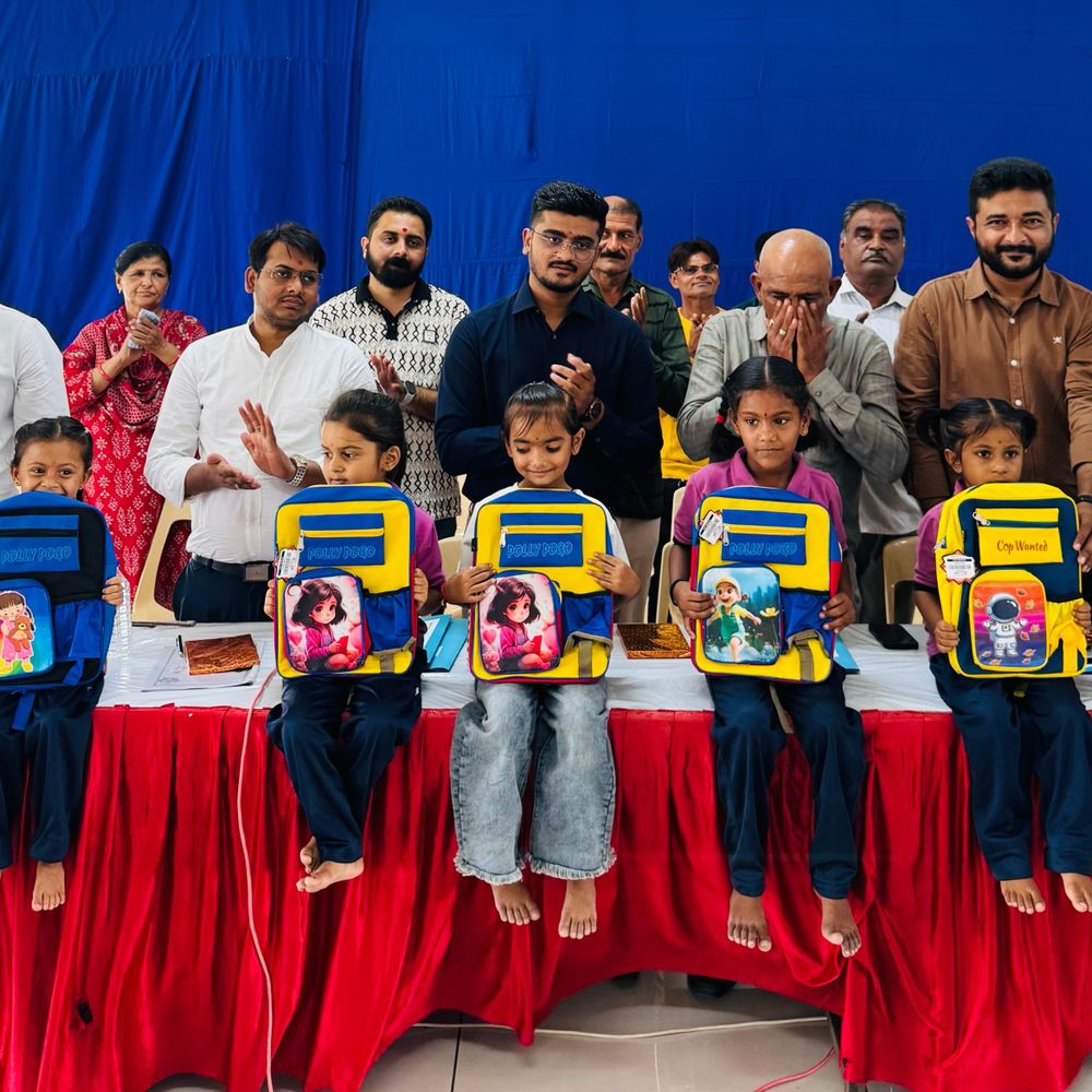 નાની વાવડીમાં કન્યા કેળવણી મહોત્સવ અને શાળા પ્રવેશોત્સવ:મેયર ઉત્તમ સુરાણીની ઉપસ્થિતિમાં નવપ્રવેશી વિદ્યાર્થીઓનું સ્વાગત