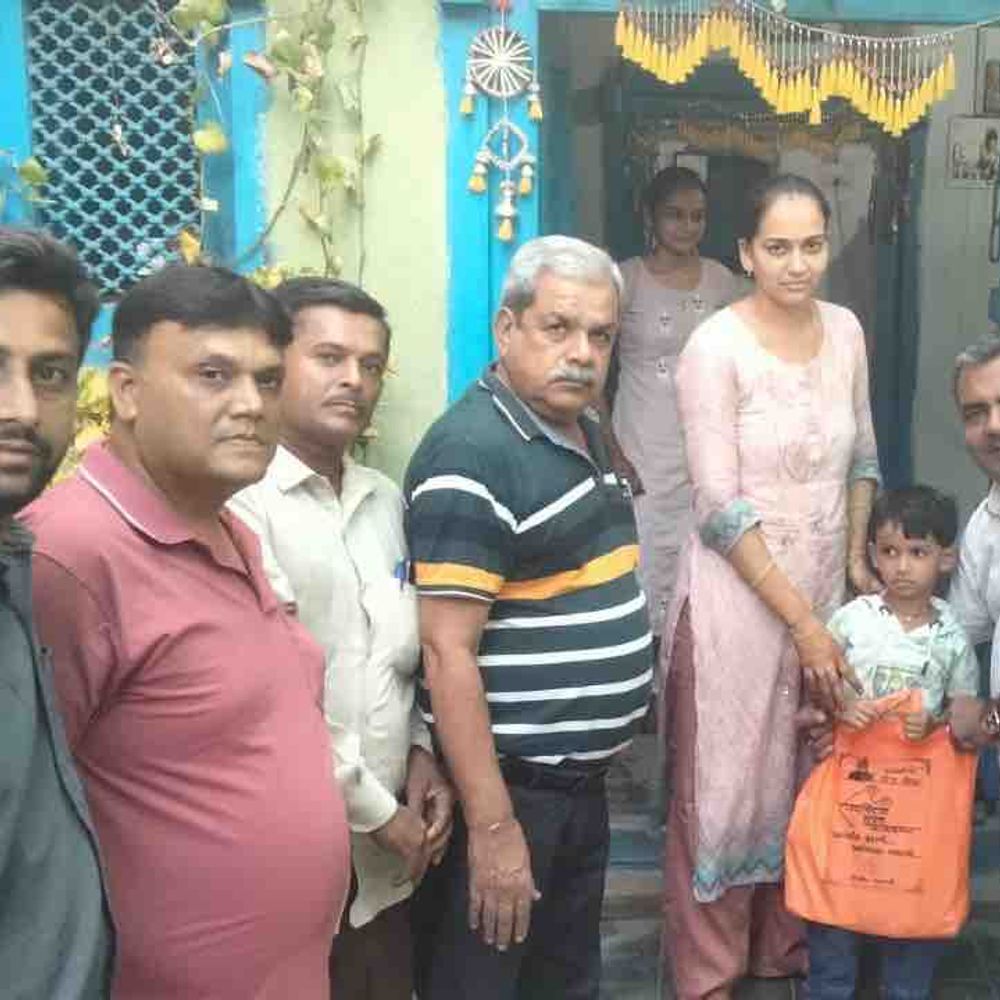 જામનગર MLA દિવ્યેશ અકબરી,598 બાળકો સુપોષિત બન્યા:પોષણ અભિયાન હેઠળ 656 બાળકોને દત્તક લીધા