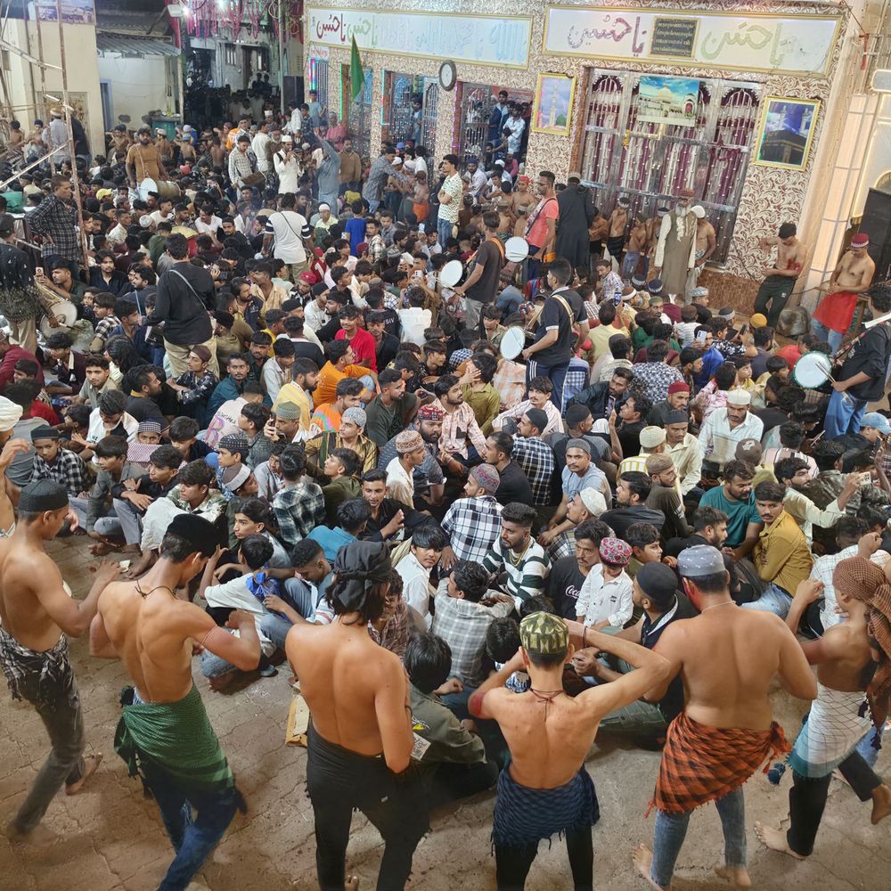 જામનગરમાં 125 વર્ષ જૂનો 'હુશૈની ચોકારો' યોજાયો:વાઘેરવાડામાં મોડી રાત સુધી હજારો લોકો ઉમટ્યા