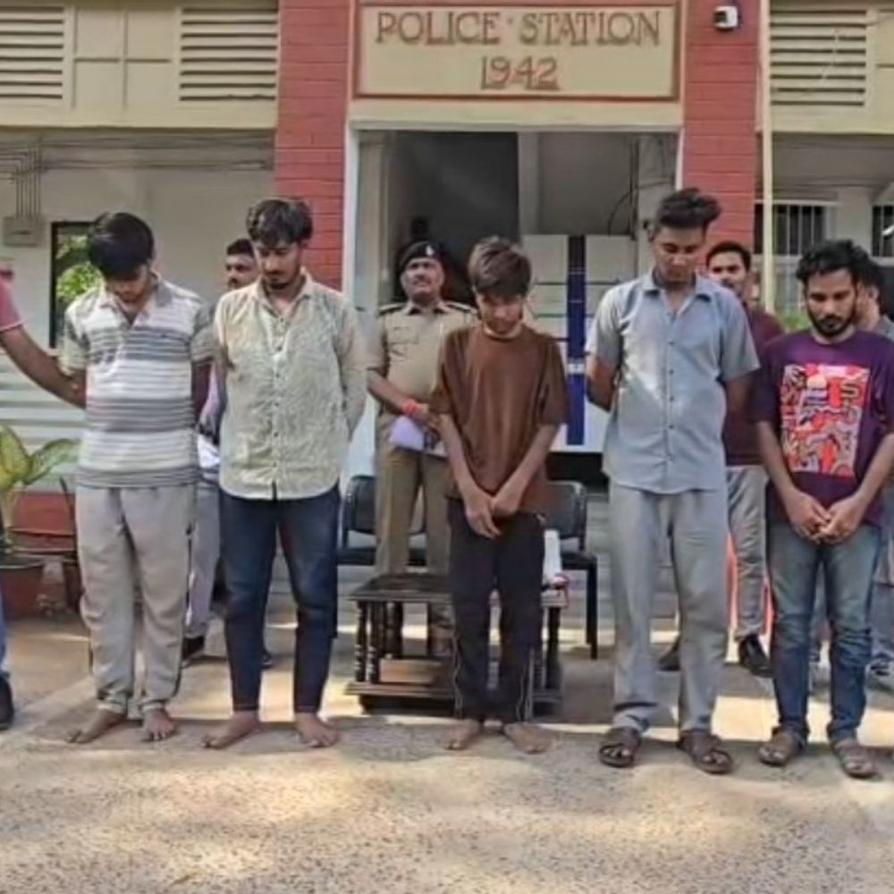ભાડાના મકાનમાં ચાલતું ઓનલાઈન ગેમિંગનું કૌભાંડ ઝડપાયું:આરોપીઓ ગેમિંગના નાણાં મ્યુલ એકાઉન્ટમાં ટ્રાન્સફર કરતા,ચાઇનીઝ ગેંગ સાથે કામ કરતા હોવાની આશંકા