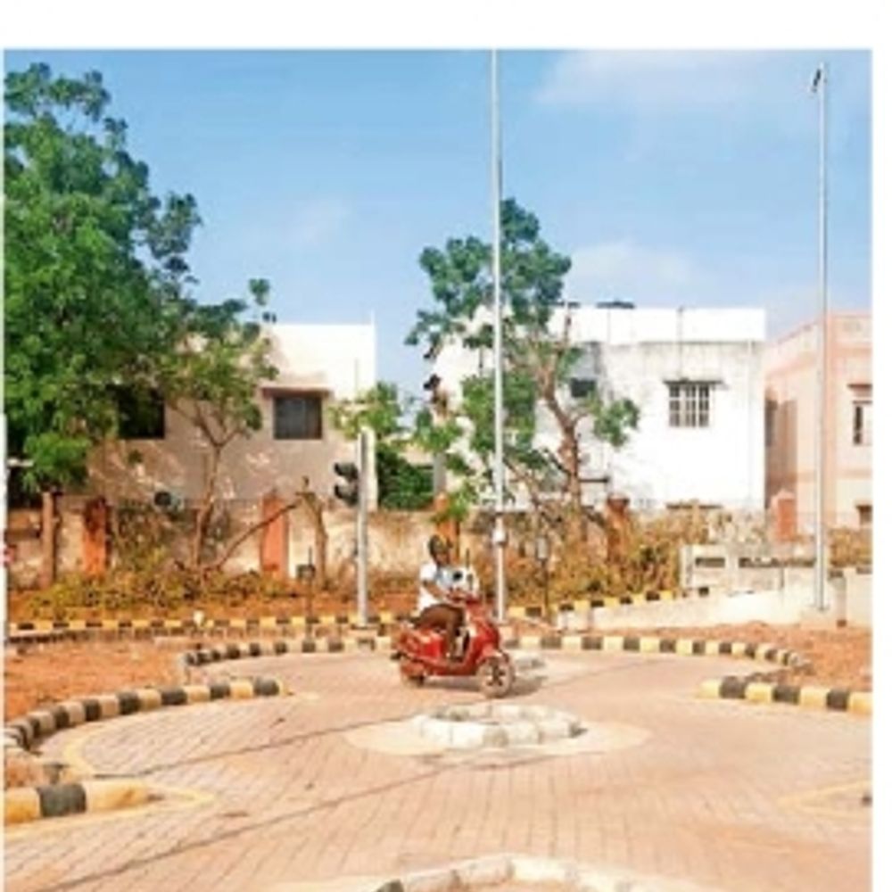ભુજ આરટીઓમાં AI આધારિત ડ્રાઈવિંગ ટેસ્ટ શરૂ:હવે સંપૂર્ણ ઓટોમેટેડ પ્રક્રિયા હેઠળ લેવાશે ટેસ્ટ, પ્રથમ દિવસે કુલ 8 ઉમેદવારોએ નવી પદ્ધત્તિથી ટેસ્ટ આપી