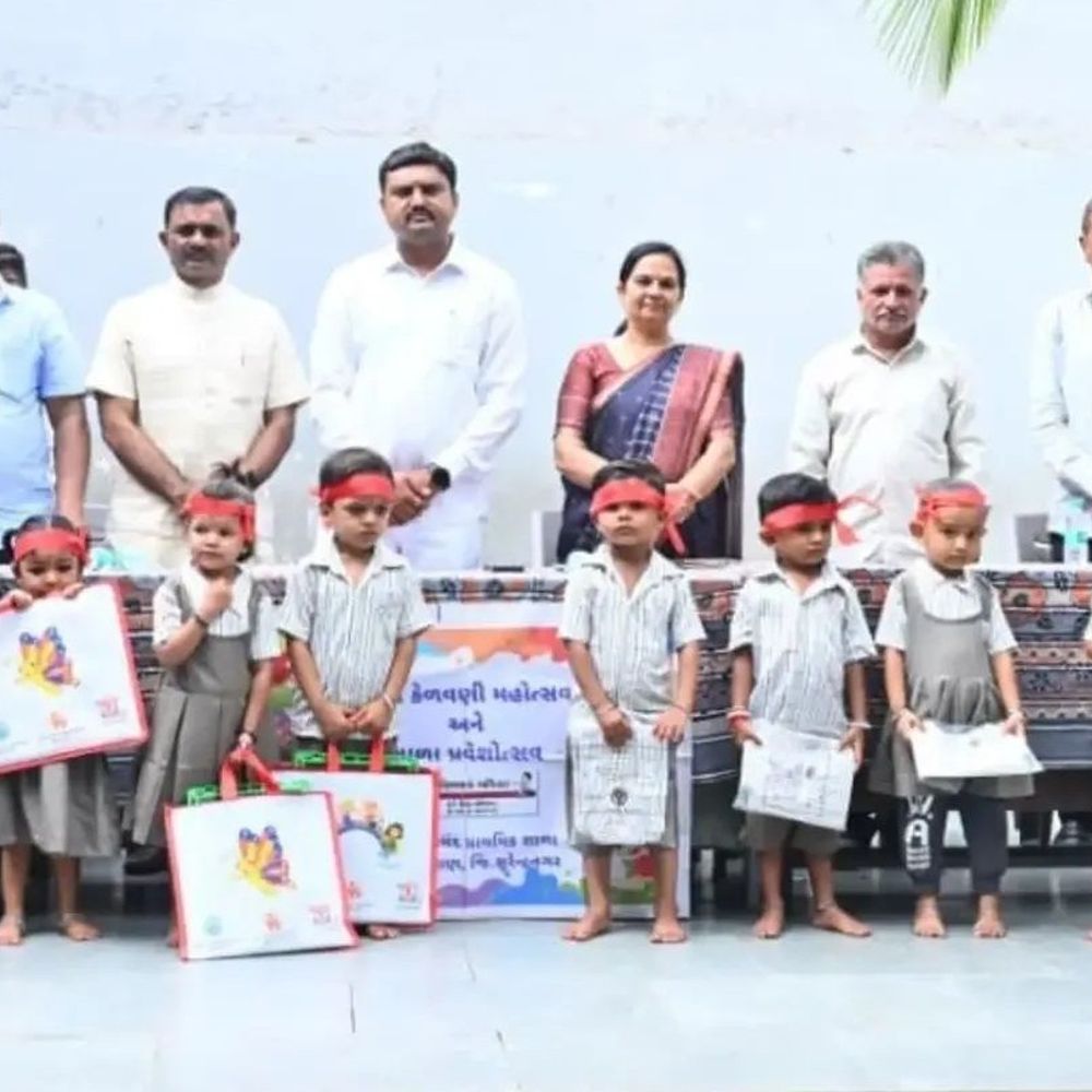 મૂળચંદ પ્રાથમિક શાળામાં કન્યા કેળવણી મહોત્સવ ઉજવાયો:મહાનગરપાલિકાના સ્ટેન્ડિંગ કમિટીના ચેરમેન અને પ્રતિનિધિઓ હાજર રહ્યા