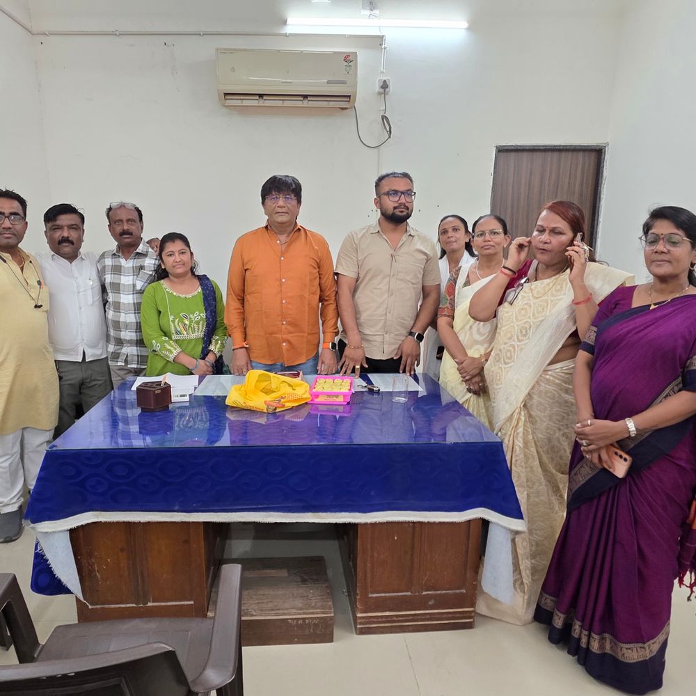 પાટણ નગરપાલિકામા વિવિધ સમિતિઓના ચેરમેનોએ પદભાર સંભાળ્યો:કારોબારી સહિતના નવનિયુક્ત ચેરમેનોએ કામગીરી શરૂ કરી, સમર્થકોએ શુભેચ્છાઓ પાઠવી