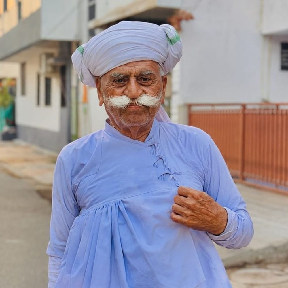 જામનગરમાં જાહેરમાં વૃદ્ધની હત્યા:સરુ સેક્શન રોડ પર હુમલો, સારવાર દરમિયાન મોત, આરોપીઓ ફરાર