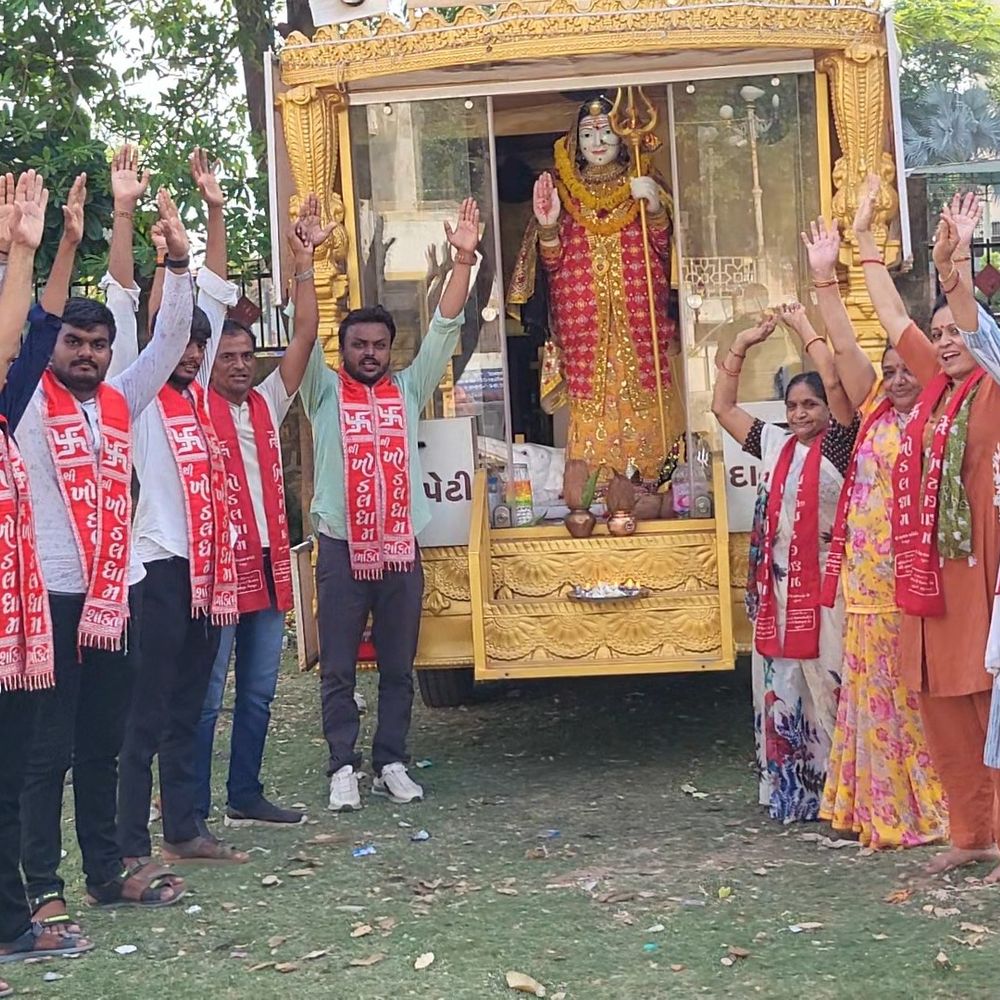 ખોડલધામ દશાબ્દિ મહોત્સવ: આમંત્રણ રથ અરવલ્લી પહોંચ્યો:કાગવડમાં 19 થી 21 જાન્યુઆરી 2027 દરમિયાન ભવ્ય ઉજવણી