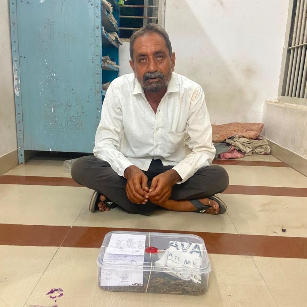 પોરબંદરની રાણાવાવ પોલીસે સ્કૂટર સહિત રૂ.39,900નો ગાંજા જપ્ત કર્યો