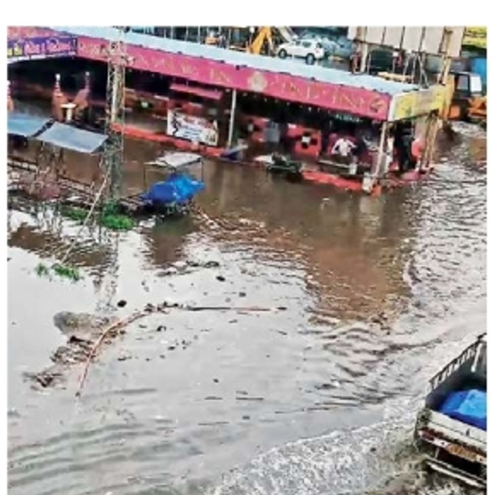 વરસાદે સ્માર્ટ સિસ્ટમની પોલ ખોલી:કરોડોનો ટેક્સ છતાં શાપર-વેરાવળમાં પ્રિ-મોન્સૂન પ્લાનિંગ ફેલ