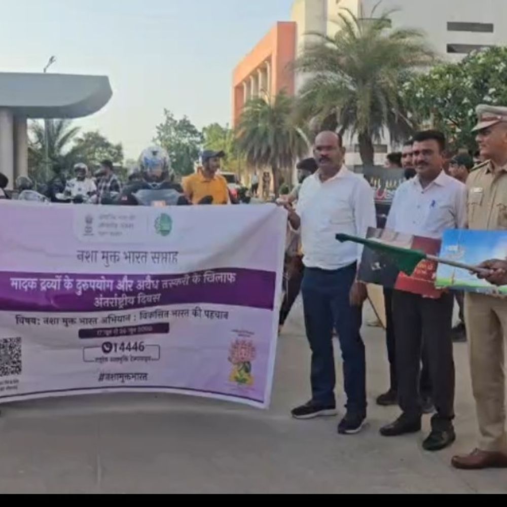 મોરબીમાં 'નો ડ્રગ્સ' બાઈક રેલી યોજાઈ:યુવાધનને ડ્રગ્સના દૂષણથી બચાવવા વિશેષ અભિયાન
