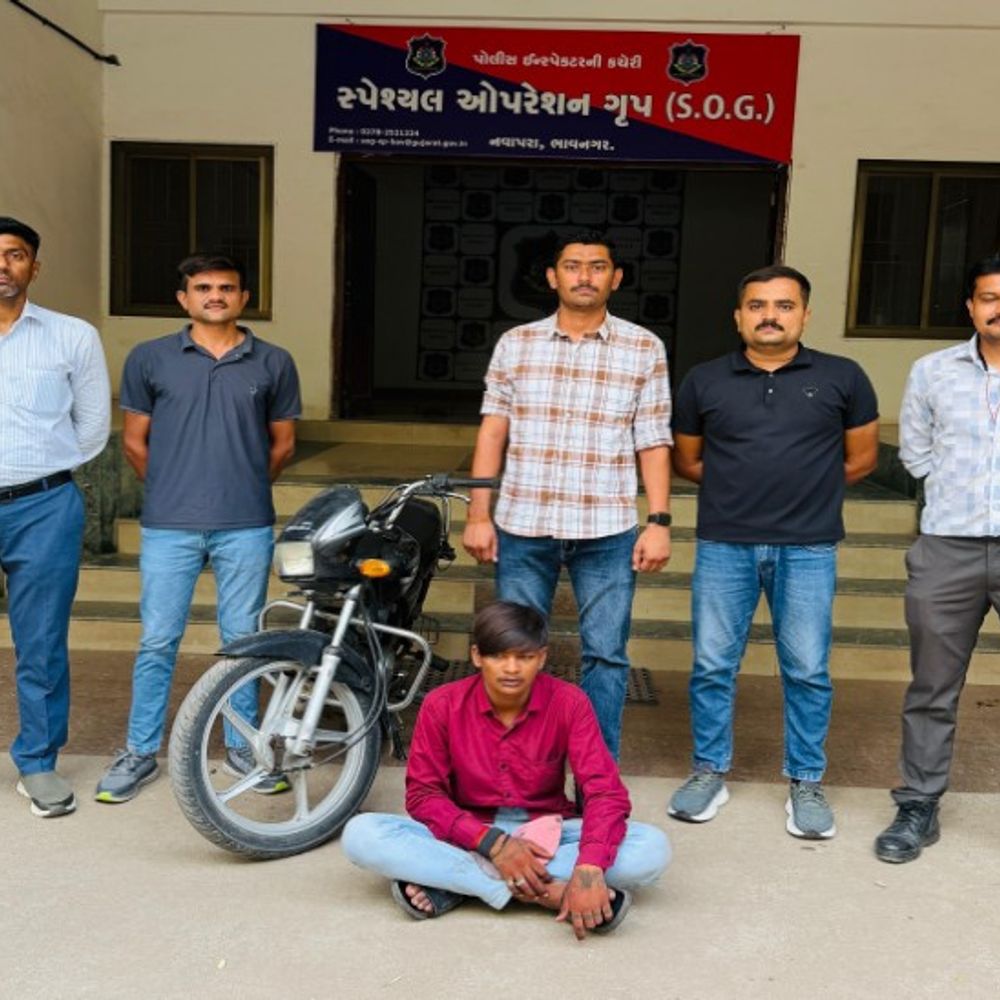 વાહન ચોરીના વણઉકેલ્યા ગુનાનો પર્દાફાશ:સંત કવરામ ચોકમાંથી ચોરીના મોટરસાયકલ સાથે એક શખસને પોલીસે ઝડપ્યો