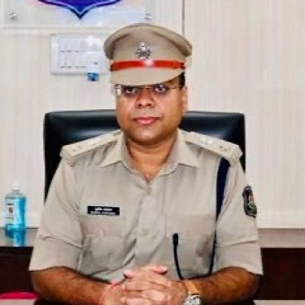 વડોદરા ગ્રામ્ય પોલીસના 279 કર્મચારીઓની બદલી:અનેક કર્મચારીઓ એક જ સ્થળે 5 વર્ષ કરતા વધુ સમયથી ફરજ બજાવતા હતા, જુઓ સંપૂર્ણ લિસ્ટ