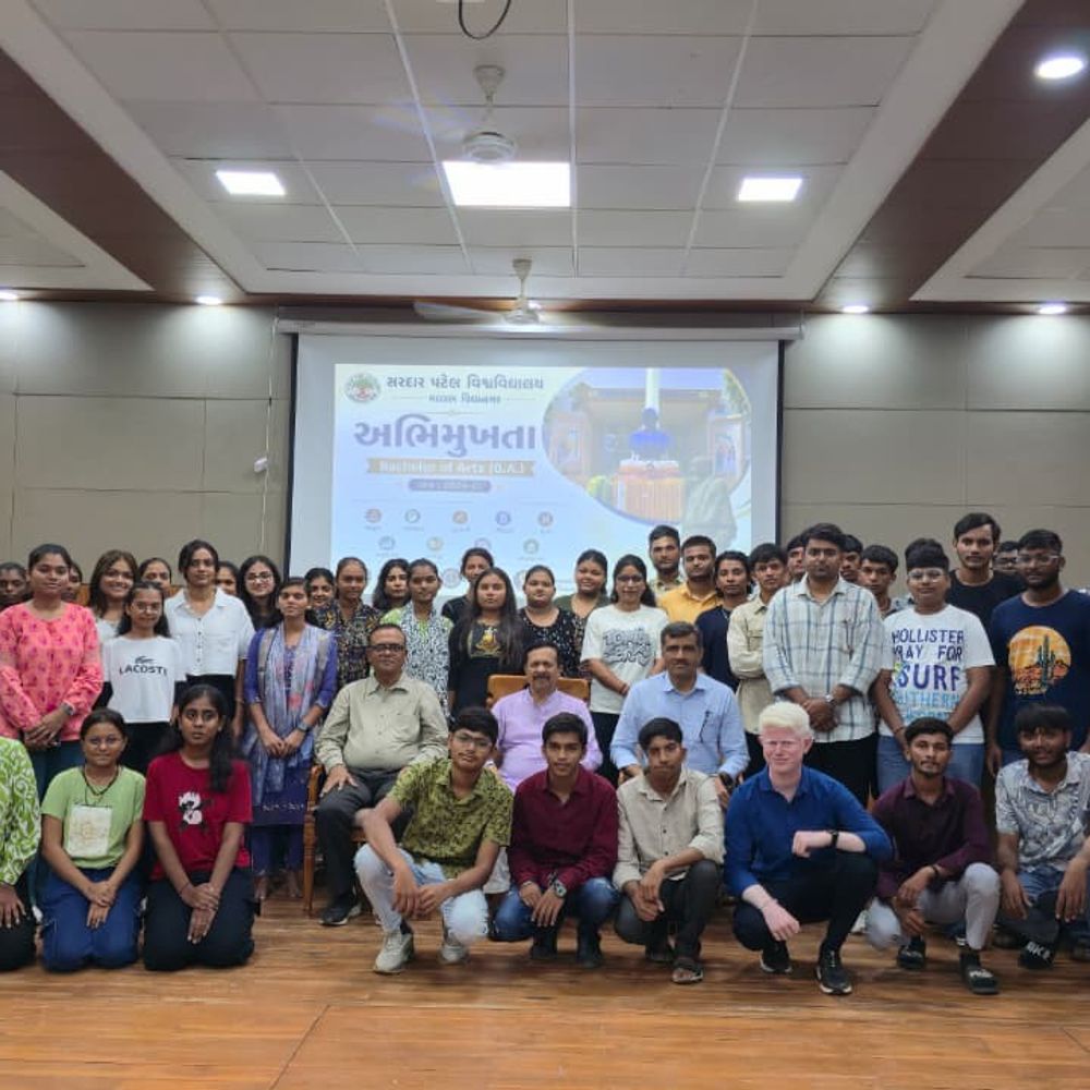 સરદાર પટેલ યુનિવર્સિટીમાં નવા વિદ્યાર્થીઓ માટે અભિમુખતા કાર્યક્રમ:કુલપતિ પ્રો. નિરંજન પટેલે પ્રેરણાદાયી સંબોધન કર્યું