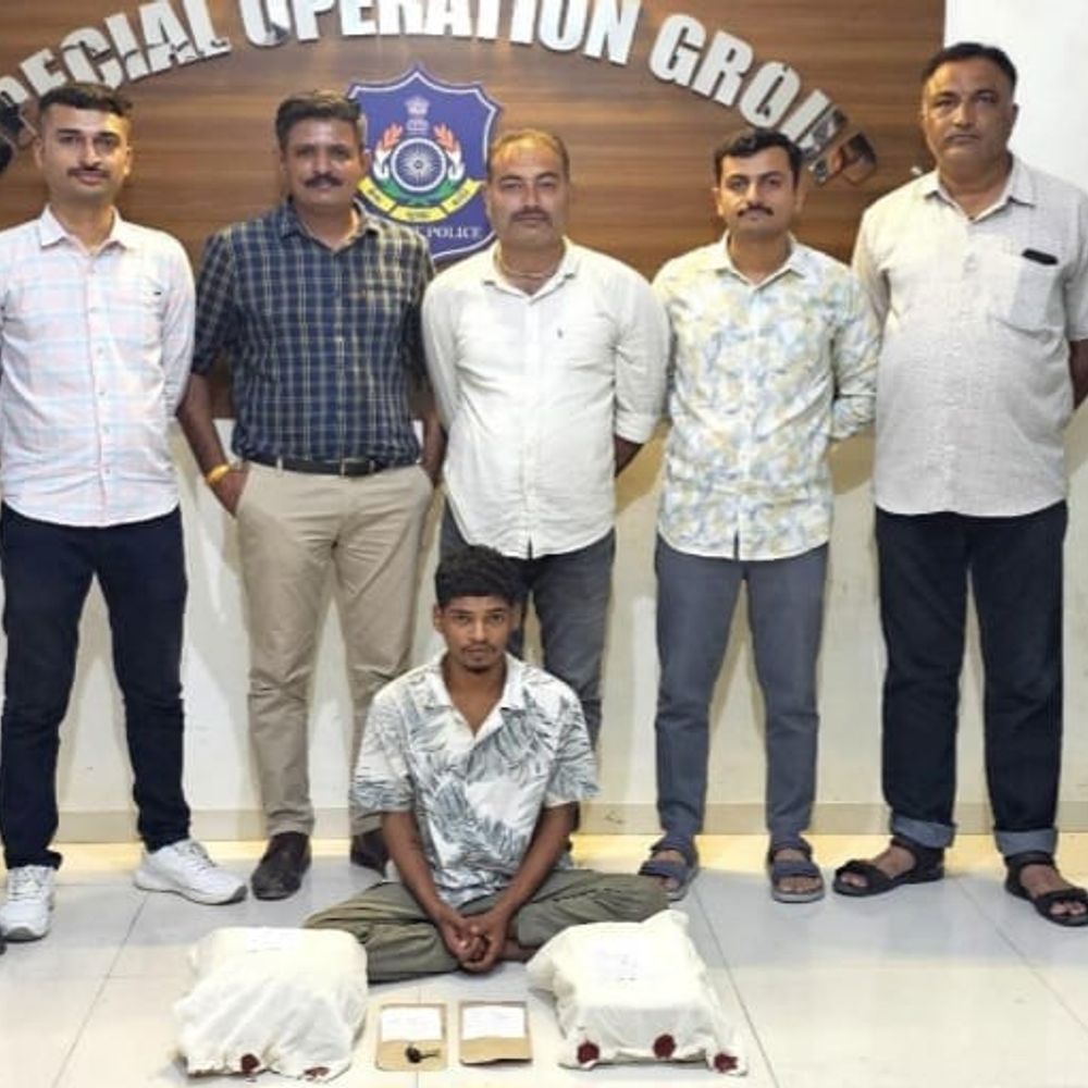 જોષીપરાના રહીશે 1.12 લાખનો ગાંજો પોસ્ટ દ્વારા મંગાવ્યો‎:અકરમ પકડાયો હવે સપ્લાયર ઉપેન્દ્રને પકડવાના ચક્રોગતિમાન