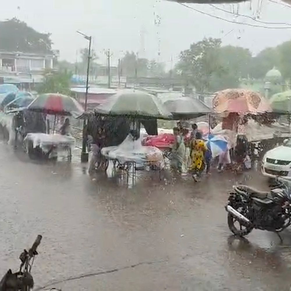 અમરેલી જિલ્લામાં વડિયા, લીલીયા, બાબરા સહિત અનેક વિસ્તારોમાં અઢી ઈંચ સુધી વરસાદ