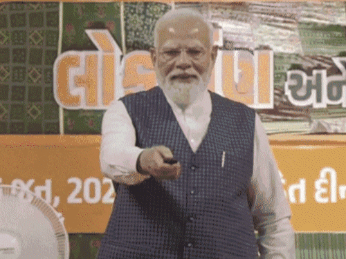 મોદી સાણંદમાં: CG સેમિ. OSAT પ્લાન્ટનું ઉદ્ઘાટન, 7600 કરોડનું રોકાણ