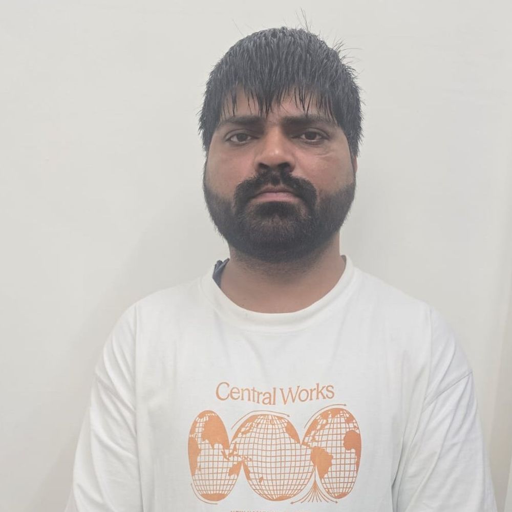 દારૂના 3 ગુનામાં વોન્ટેડ નિલ્યો ઘોડો ઝડપાયો:પારડીના ઓરવાડ ગામે વોચ ગોઠવી દબોચ્યો; 29 ગુનાનો લાંબો ઇતિહાસ ખુલ્યો
