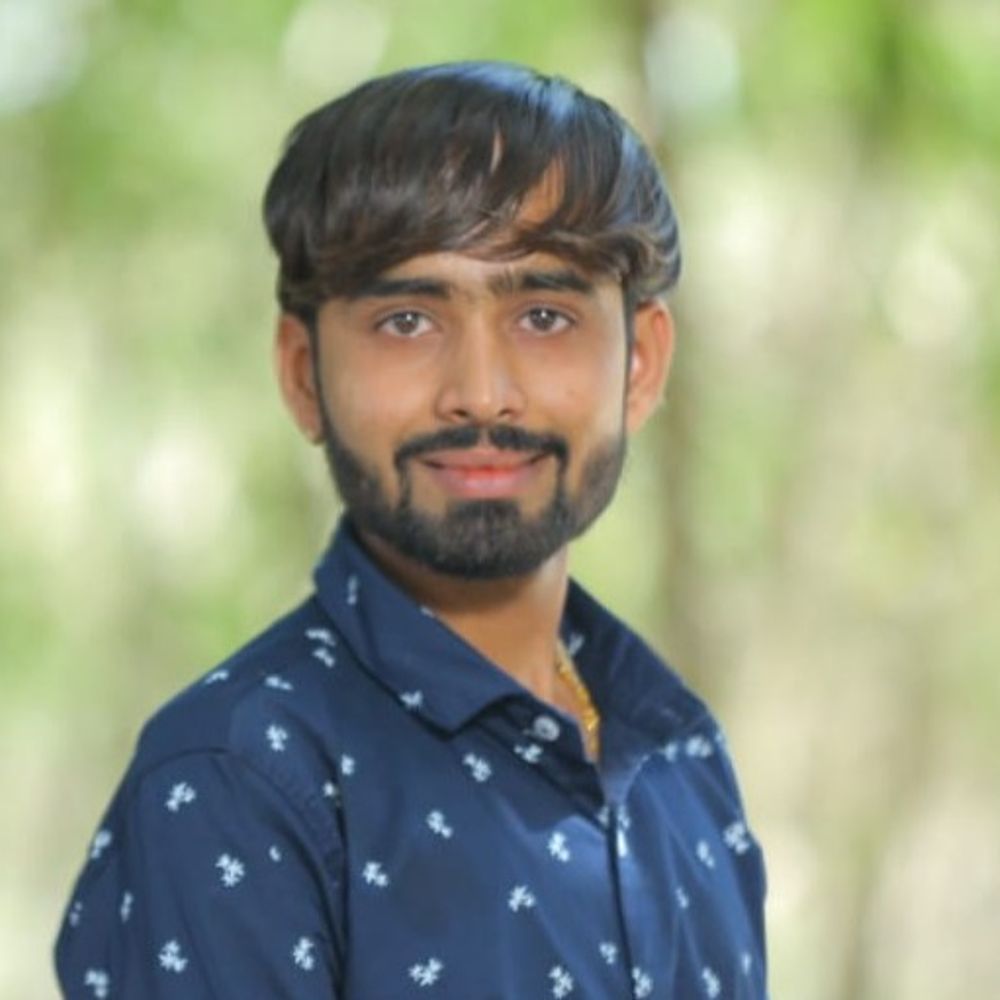 કેનેડામાં ક્રિપ્ટો-શેરબજારમાં રોકાણના નામે 1 કરોડની છેતરપિંડી:રાજકોટમાં ભાડૂઆત માતા-પુત્રે ઠગતા યુવાનનો આપઘાત, સોનુ-વાહન ગિરવે મૂકી લોન લીધી પણ વળતર ન મળ્યું