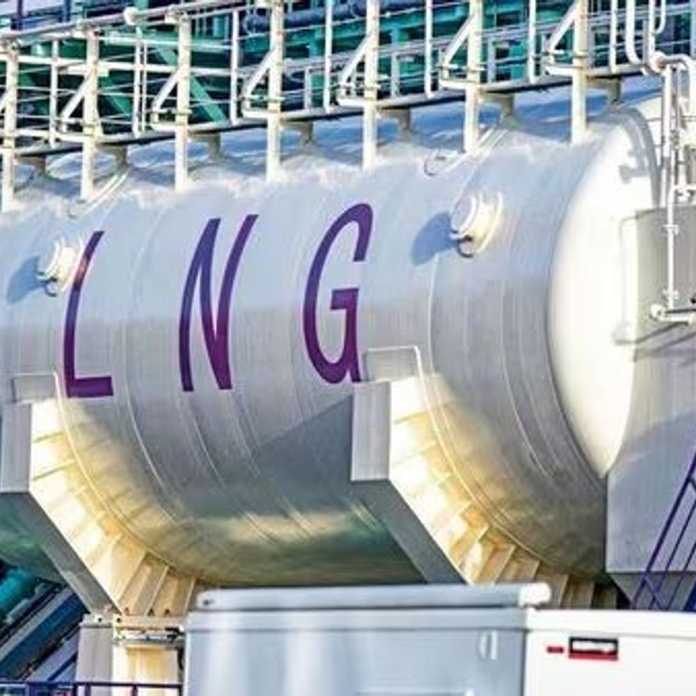 સરકારે LNG સપ્લાય પરનો પ્રતિબંધ હટાવ્યો:અમેરિકા-ઈરાન યુદ્ધવિરામ થવાથી સ્ટ્રેટ ઓફ હોર્મુઝમાંથી શિપમેન્ટ શરૂ, જેનાથી ઉદ્યોગોને રાહત મળશે