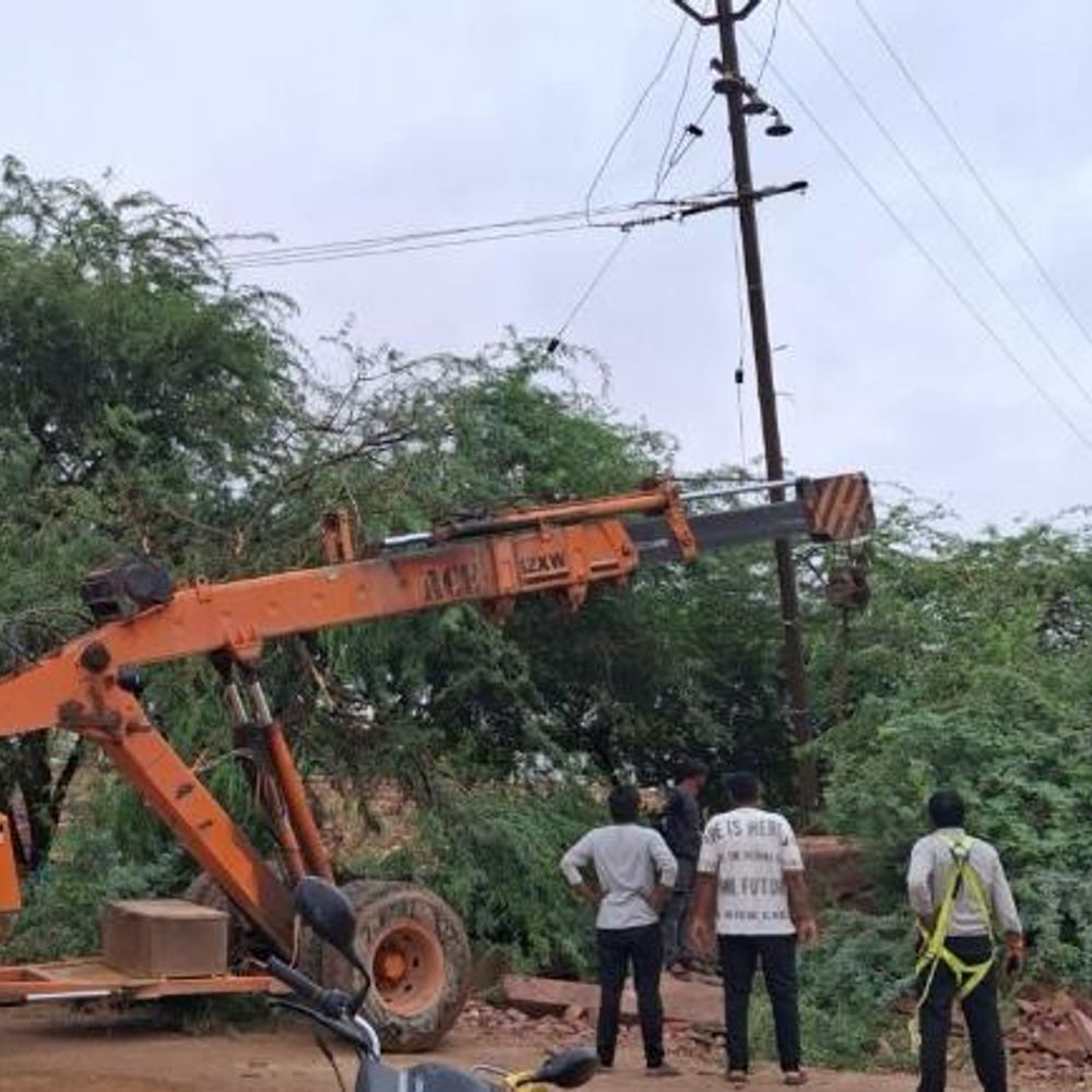 ભારે વરસાદથી 46 ગામમાં વીજપુરવઠો ખોરવાયો