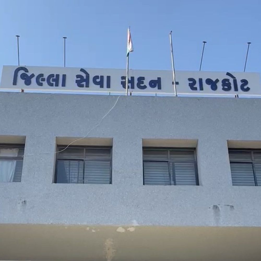 રાજકોટના રેસકોર્સ મેદાનમાં 2 થી 6 સપ્ટેમ્બર જન્માષ્ટમી મેળો:સૌરાષ્ટ્રના સૌથી મોટા ભાતીગળ લોકમેળાને આકર્ષક શિર્ષક આપવા શહેરીજનોને આમંત્રણ અપાયુ