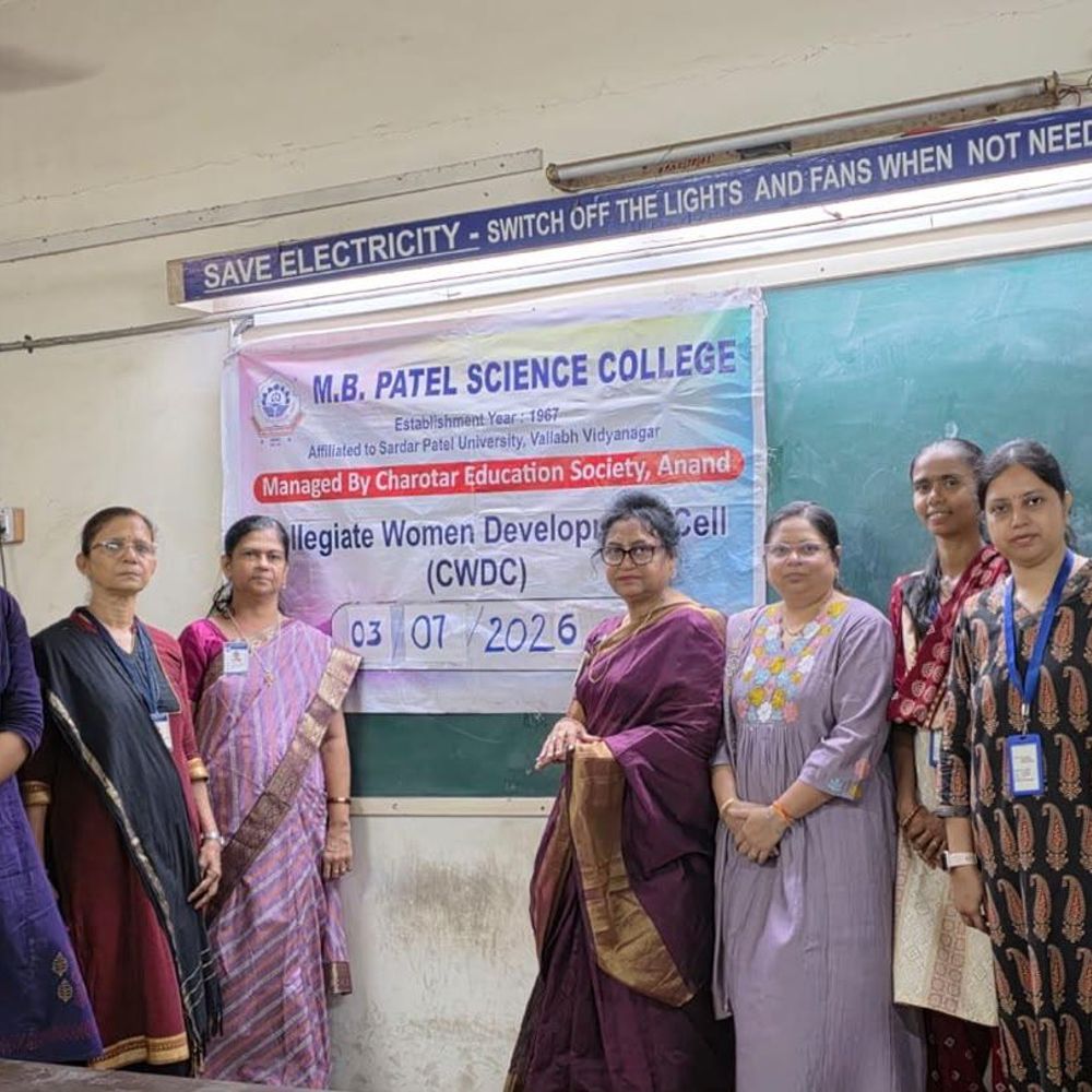CWDC દ્વારા ઓરિએન્ટેશન કાર્યક્રમ યોજાયો:એમ.બી. પટેલ સાયન્સ કોલેજમાં વિદ્યાર્થીનીઓના સર્વાંગી વિકાસ માટે