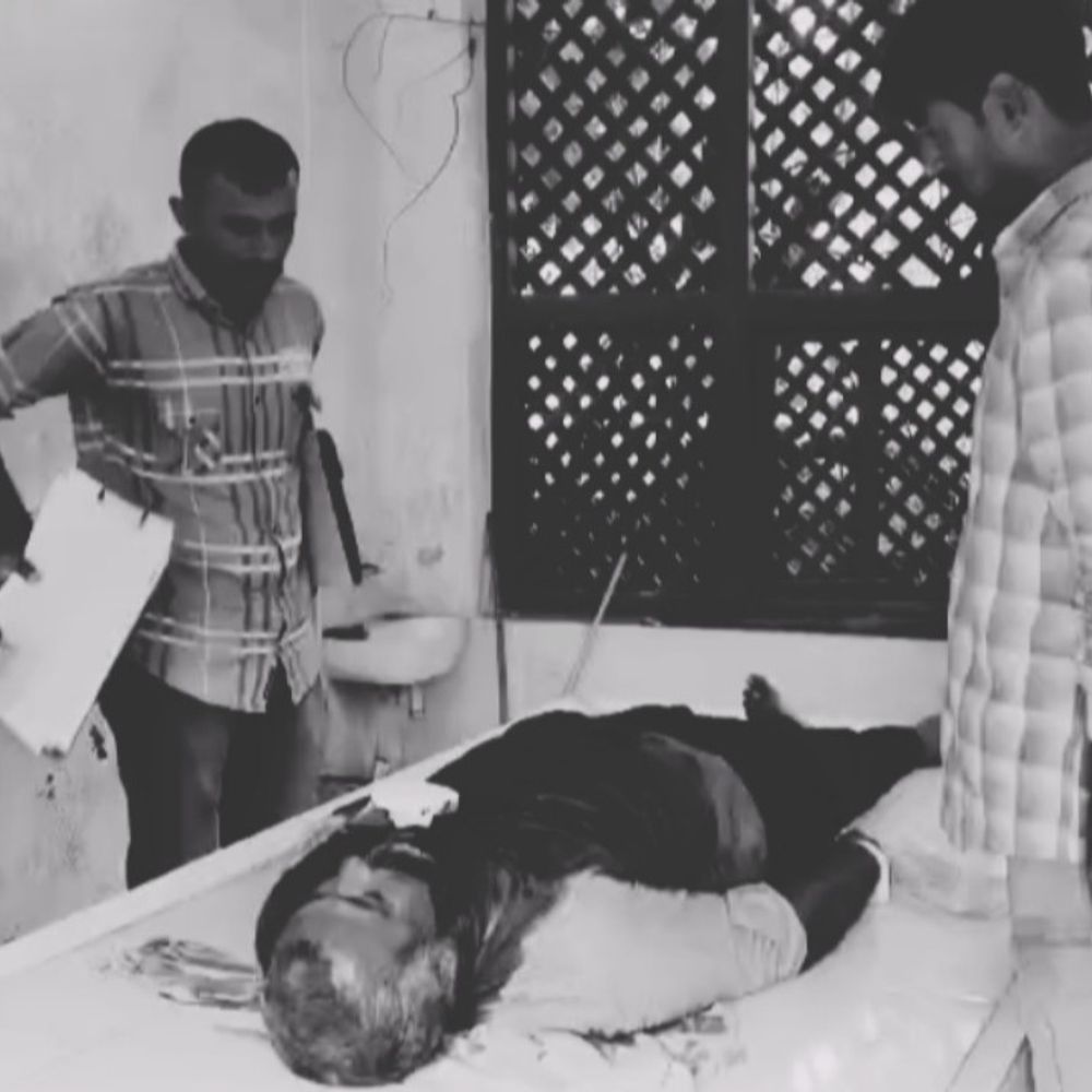 માંગરોળના મક્તુપુર નજીક ગોઝારો અકસ્માત;:માંગરોળ હાઈવે પર કાળ બનીને આવી બોલેરો, રિવર્સમાં આવી રહેલી બોલેરોએ બાઈક સવારને હડફેટે લેતા આધેડનું ઘટનાસ્થળે જ કમકમાટીભર્યું મોત