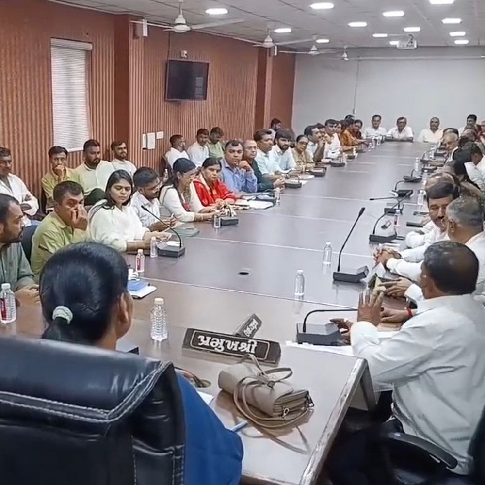 પંચાયત ચેરમેનમાં MLA અરવિંદ લાડાણી જૂથનો દબદબો:જૂનાગઢ જિલ્લા પંચાયતની 9 સમિતિના ચેરમેન જાહેર, પ્રથમવાર વિરોધ પક્ષમાં AAP; માત્ર 12 પાસ બન્યા શિક્ષણ સમિતિના ચેરમેન