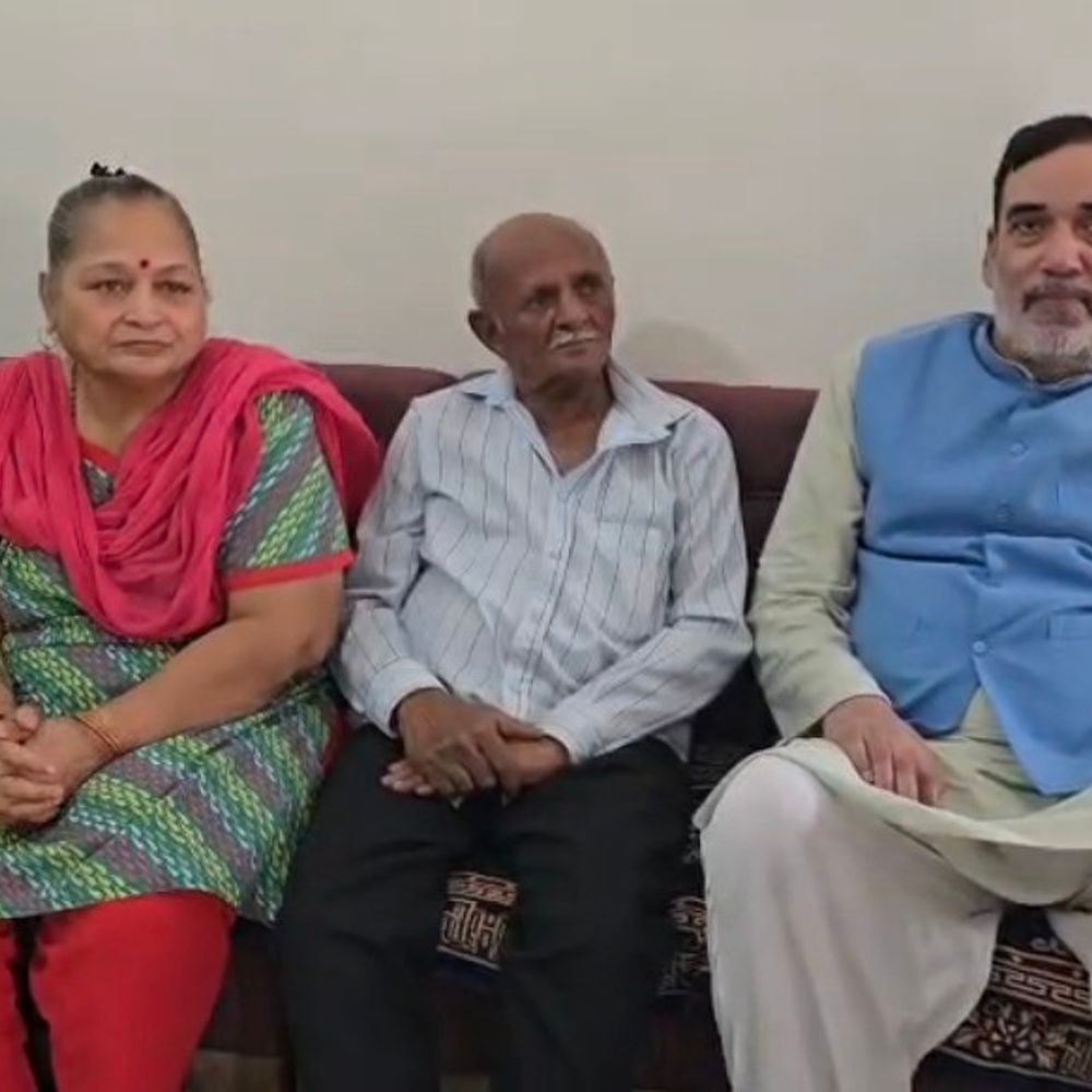 દિલ્લીના પૂર્વ મંત્રી, AAP નેતા ગોપાલ રાય ભરૂચ પહોંચ્યા:ઝઘડિયા લાફાકાંડ પર ભાજપ પર પ્રહાર કરતાં કહ્યું, 'જનતાનો અવાજ દબાવવામાં આવે છે'