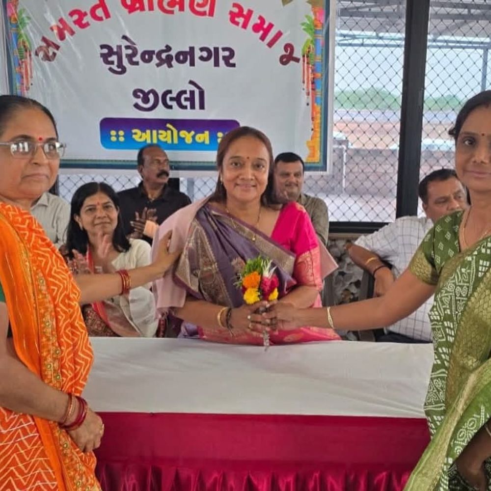 બહુસ્મરણા માતાજી મંદિરે બ્રાહ્મણ સમાજની ચિંતન શિબિર યોજાઈ:ડેપ્યુટી મેયર સહિત આગેવાનોએ સમાજના વિકાસ પર ચર્ચા કરી