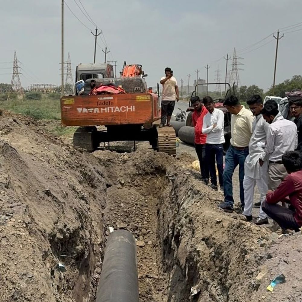 મોરબીમાં નવી વોટર લાઇન કામગીરીનું નિરીક્ષણ:મનપાના મેયર ઉત્તમ સુરાણીએ પાણી યોજનાની સ્થળ સમીક્ષા કરી