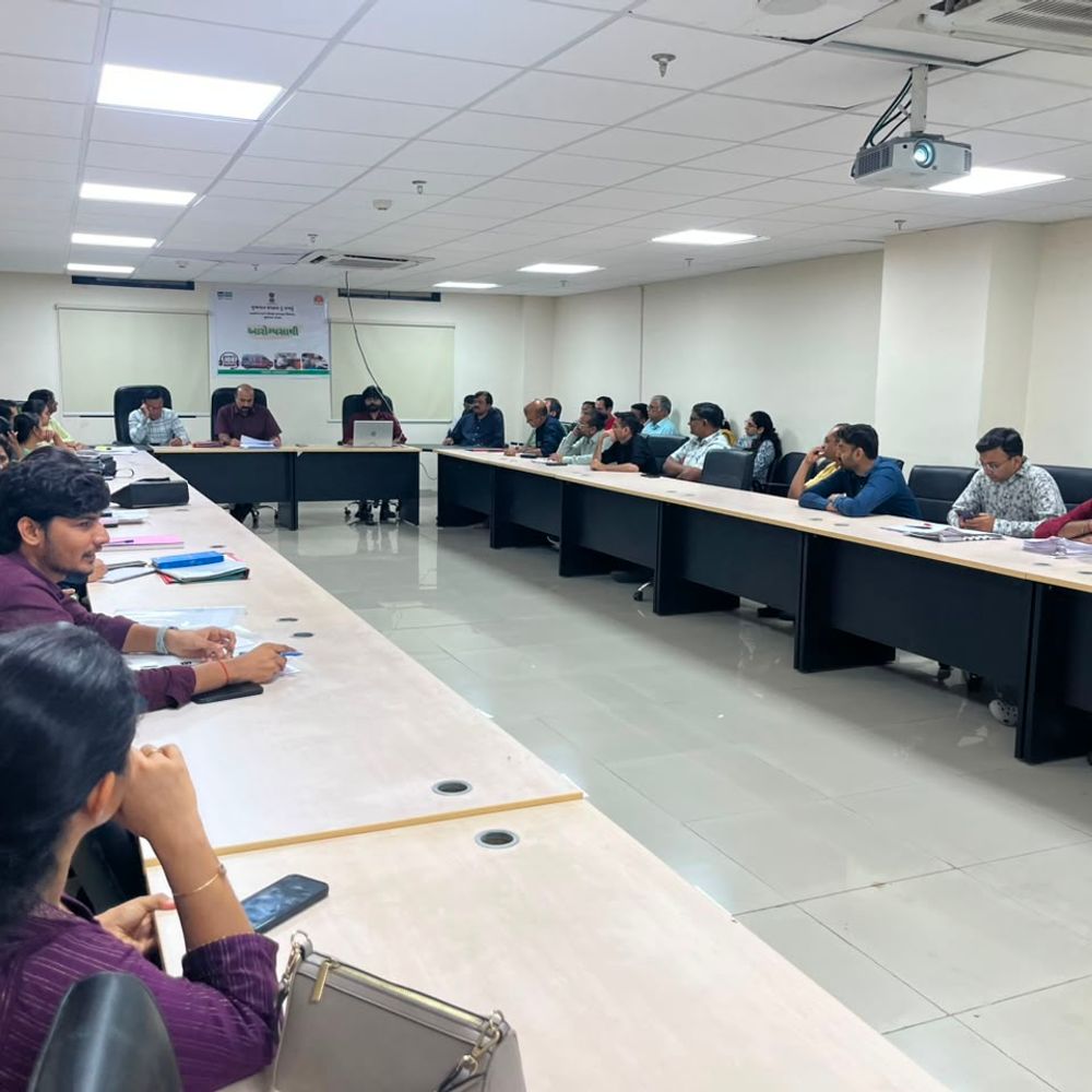 ચાંદીપુરા વાયરસના લક્ષણો દેખાય તો આરોગ્ય વિભાગને તાત્કાલિક જાણ કરો: તબીબો સાથે ઓનલાઇન બેઠક