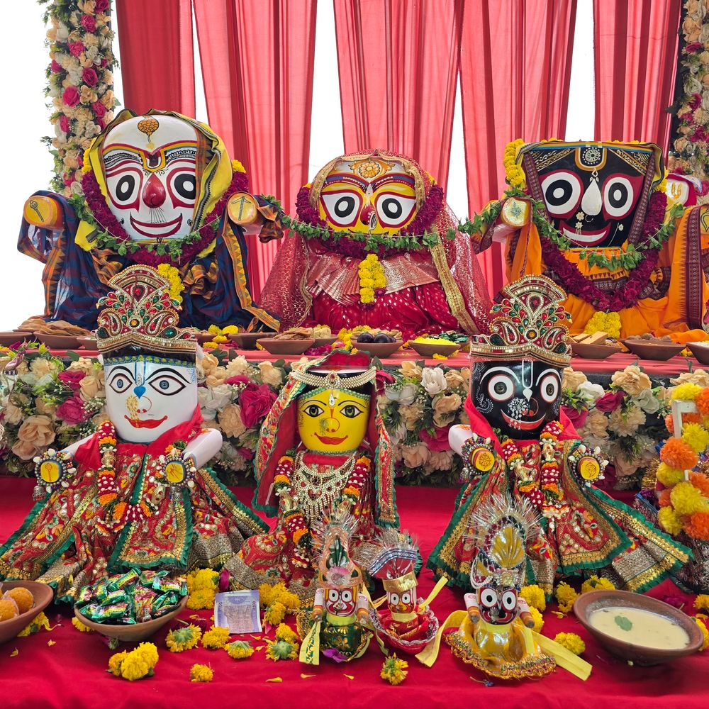 હિંમતનગરમાં જગન્નાથધામ ખાતે જલયાત્રા, મહાભિષેક યોજાયો:ગોપાલ સહસ્ત્ર યજ્ઞ બાદ ભક્તોએ 108 દીવાની આરતી ઉતારી
