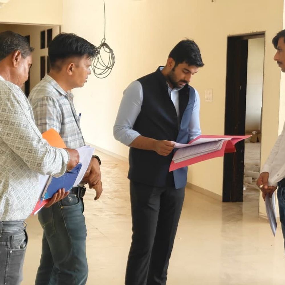 અરવલ્લી કલેક્ટરે એ મેઘરજ B.Ed કોલેજની મુલાકાત લીધી:એક મહિનામાં કામ પૂર્ણ કરી કોલેજ શરૂ કરવા સૂચના