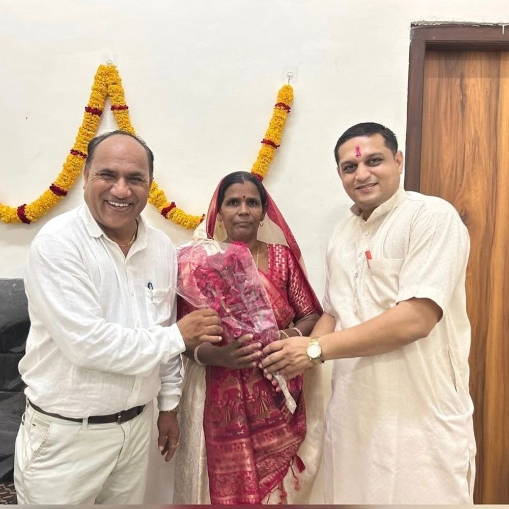 પંચમહાલ જિલ્લા પંચાયતમાં 4 સમિતિના ચેરમેનોએ પદભાર સંભાળ્યો:અષાઢી બીજે 8 સમિતિઓના નવા ચેરમેનોની નિમણૂક બાદ વિધિવત સમારોહ યોજાયો