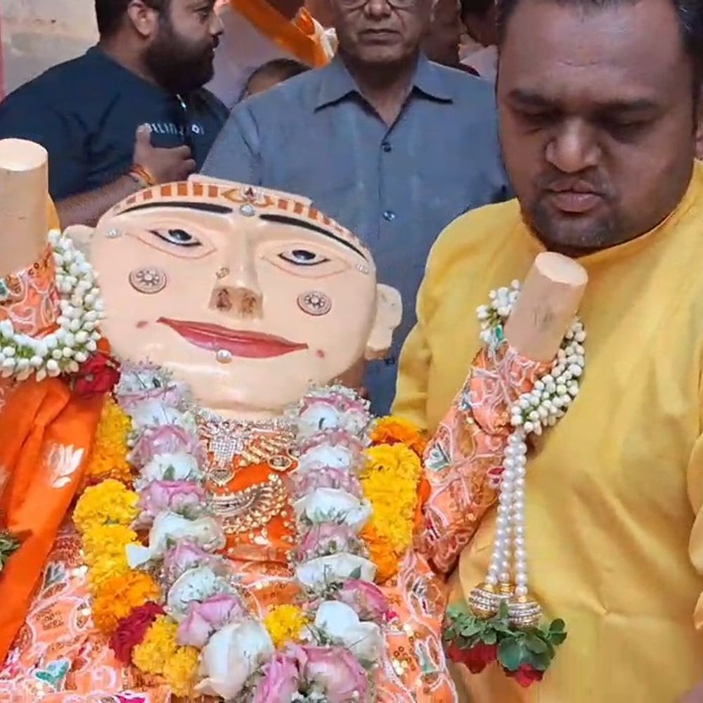 જૂનાગઢ જગન્નાથ રથયાત્રા ઉત્સવ 2026:​ભક્તિના રંગે રંગાયું ગિરનારનું આંગણું: જૂનાગઢમાં જય જગન્નાથના નારા સાથે ભગવાનની ૨૨મી ભવ્ય રથયાત્રાનું પ્રસ્થાન