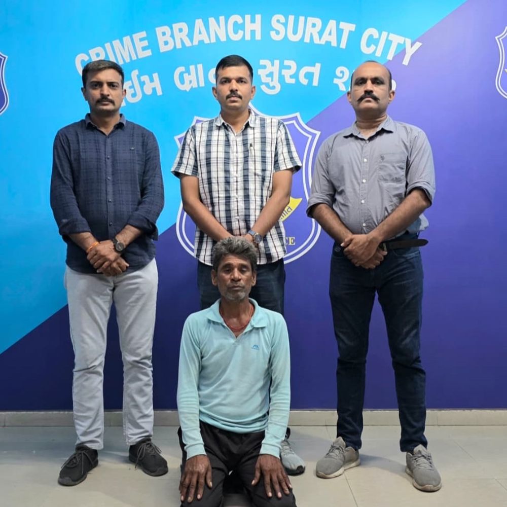 શેઠની બાઇક ચોરીને ભાગ્યો હતો કારીગર:ઉધના પોલીસ સ્ટેશનના ચોરીના ગુનામાં 28 વર્ષથી વોન્ટેડ આરોપી દિલ્હીથી ઝડપાયો, 3 દિવસ સુધી ચાલ્યું ગુપ્ત ઓપરેશન