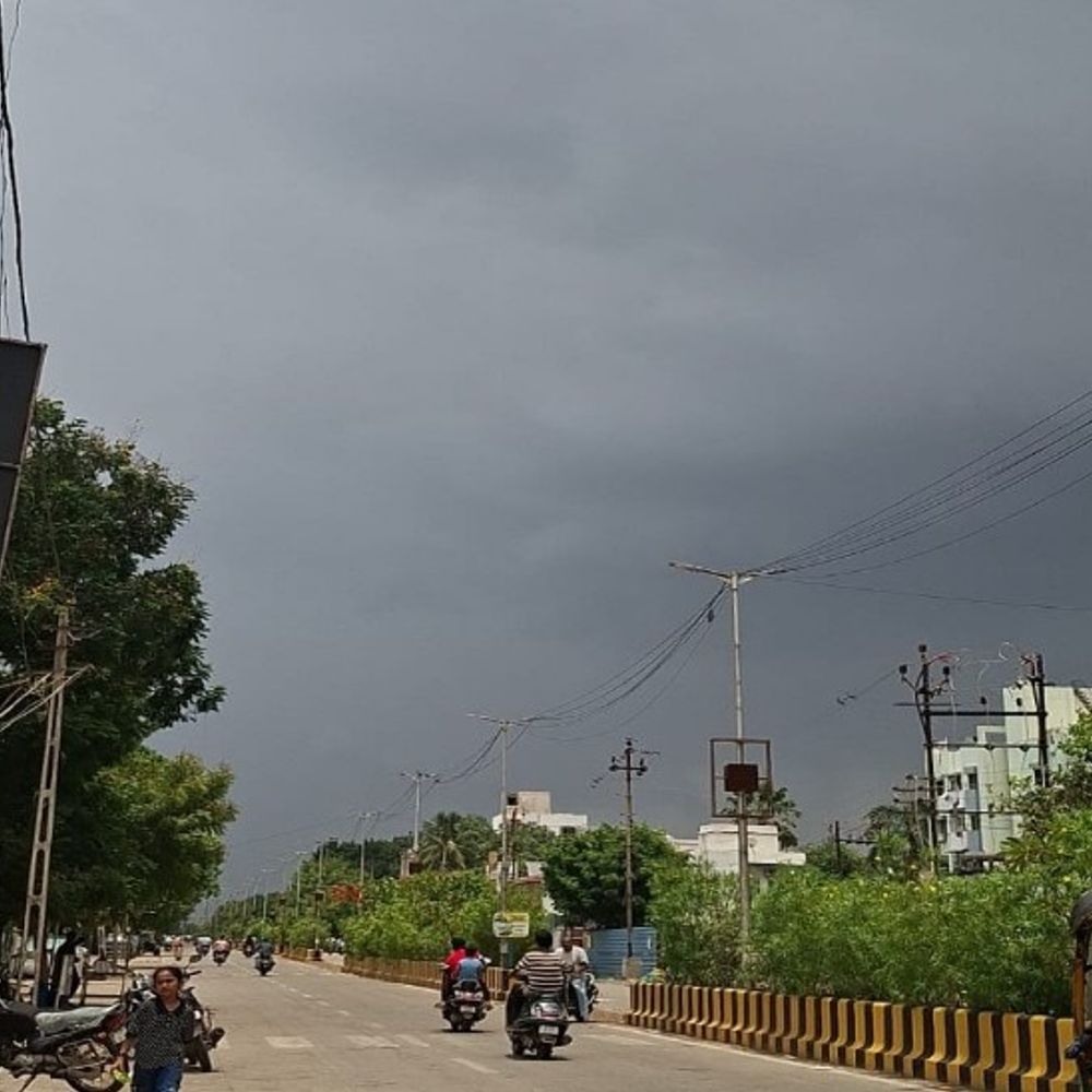 ભાવનગરમાં મેઘરાજાની એન્ટ્રી:2 કલાકમાં દોઢ ઈંચ વરસાદથી વાતાવરણમાં ઠંડક પ્રસરી