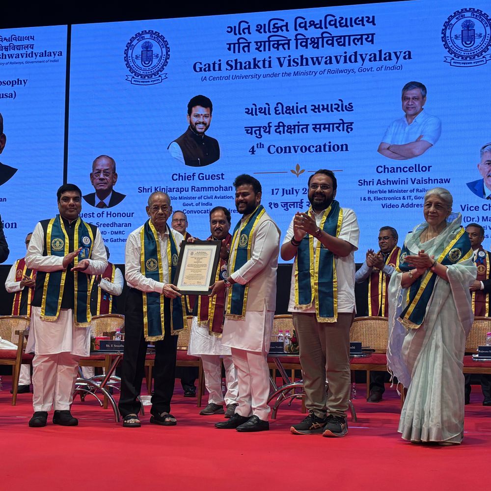 મેટ્રો મેન ઈ.શ્રીધરનને માનદ પીએચ.ડી.એનાયત:ગતિ શક્તિ વિશ્વવિદ્યાલયનો ચોથો પદવીદાન સમારોહ, 121 વિદ્યાર્થીઓને ડિગ્રી એનાયત; પાંચ વિધાર્થીને ગોલ્ડ મેડલ