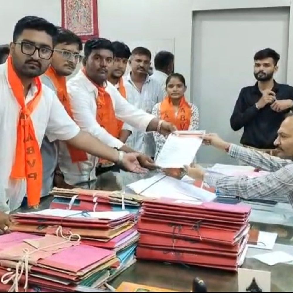 ચુડાની KGBV શાળામાં ફૂડ પોઈઝનિંગ મામલે વિદ્યાર્થી સંગઠનોમાં રોષ:ABVP દ્વારા જવાબદારો સામે કડક કાર્યવાહીની માંગ