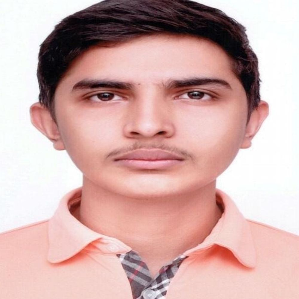 પાટણના વિદ્યાર્થીઓ NEET પરીક્ષામાં સફળ:બી. ડી. સાર્વજનિક વિદ્યાલયનું શ્રેષ્ઠ પ્રદર્શન