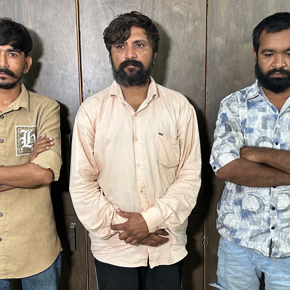 ચોટીલાના કાળાસર ગામના સરપંચનો ભાઈ ગેરકાયદે હથિયાર સાથે ઝડપાયો:રાજકોટ PCBએ વેપન કાર્ટેલમાં વધુ 3 આરોપીની 3 ગેરકાયદે હથિયાર સાથે કરી ધરપકડ, કુલ 17 શખ્સો પાસેથી 34 હથિયાર અને 32 કાર્ટીસ કબ્જે કરાયા
