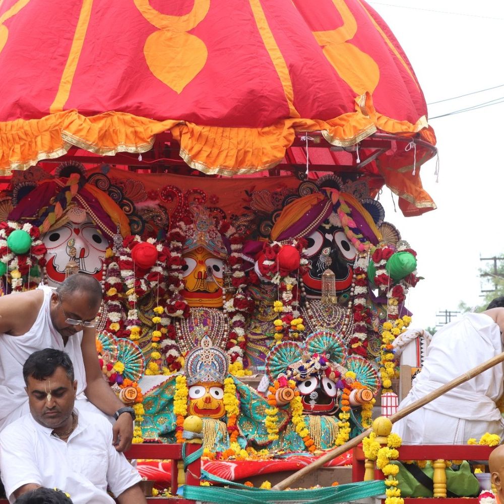 વેરાવળમાં સોમનાથ ઇસ્કોન દ્વારા જગન્નાથ રથયાત્રા યોજાઈ:શહેરના મુખ્ય માર્ગો પર ફરી, ભક્તિમય માહોલ