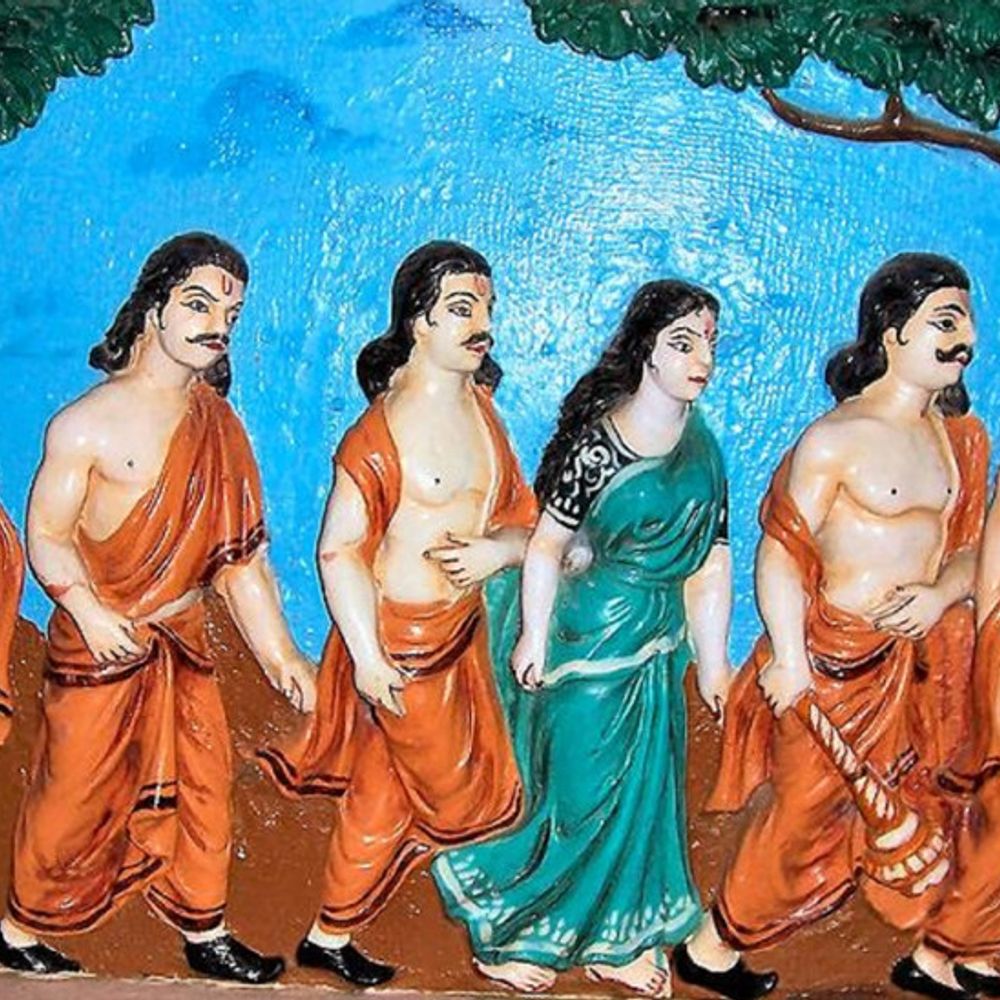 શ્રીકૃષ્ણની અર્જુનને શીખ:સફળતા ફક્ત પ્રતિભાથી નહીં, પરંતુ સાચી વિચારસરણી, સતત પ્રયાસ અને પરિણામની ચિંતા છોડીને કર્મ કરવાથી મળે છે