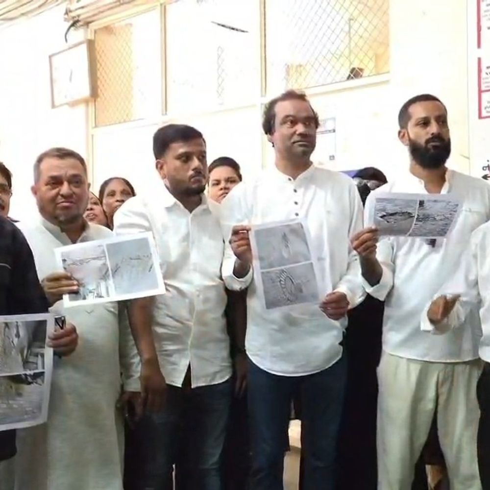 ભરૂચ પાલિકામાં વોર્ડ-11ના કામો પર વિવાદ:વિપક્ષની રજૂઆત બાદ પ્રમુખ સાથે ઉગ્ર બોલાચાલી