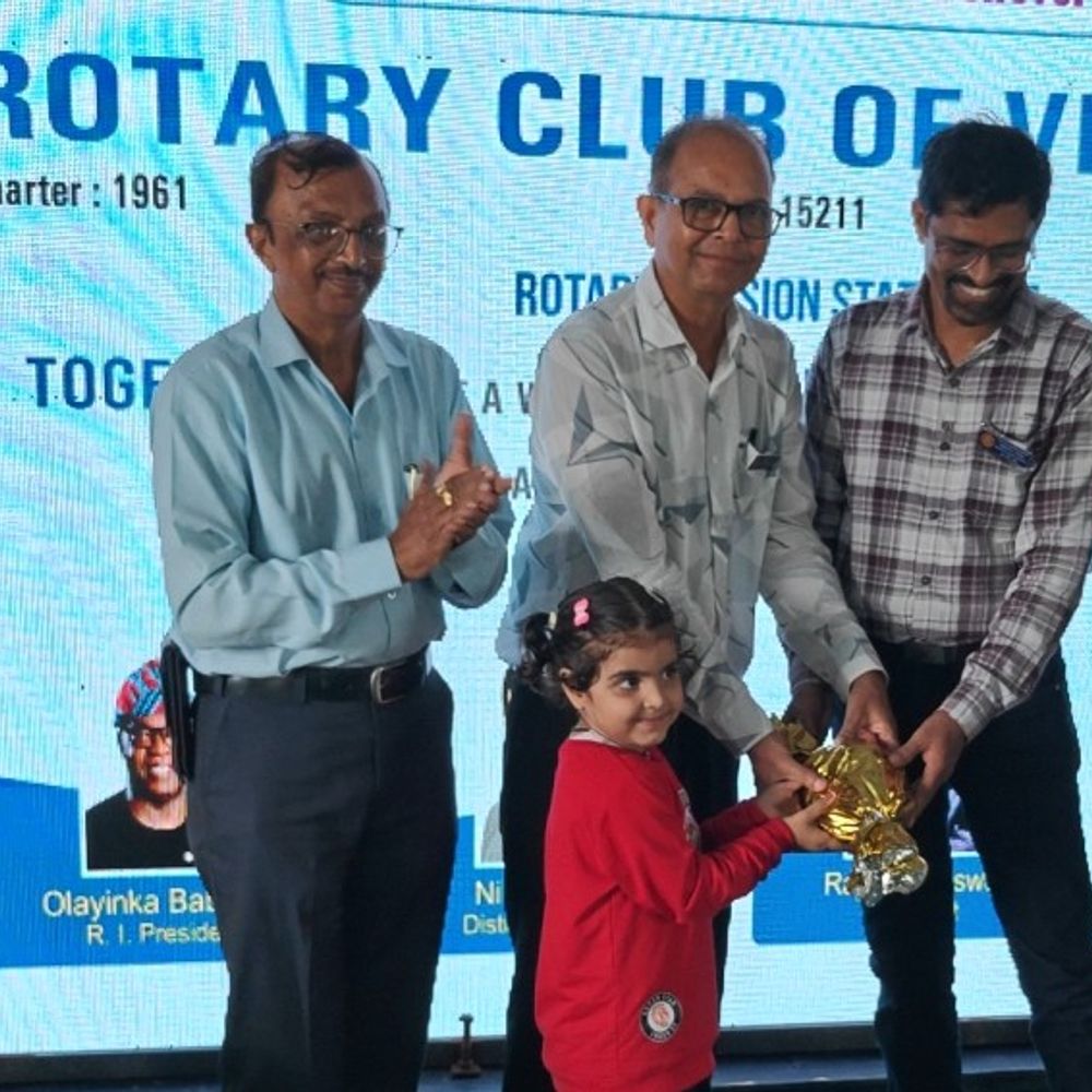 વેરાવળ રોટરી ક્લબ દ્વારા 'હેલ્થી બેબી કોમ્પિટિશન' યોજાઈ:1 થી 6 વર્ષના 70 બાળકોનું હેલ્થ ચેકઅપ કરાયું અને વાલીઓને માર્ગદર્શન આપવામાં આવ્યું