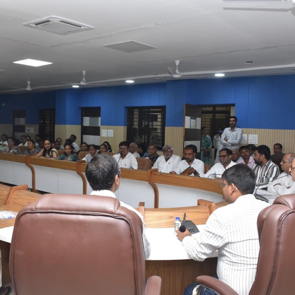 મોરબીમાં પંચાયતી રાજ પ્રતિનિધિઓ માટે ક્ષમતા નિર્માણ કાર્યક્રમ:પ્રભારી મંત્રી છાંગાએ સુશાસન અને વિકાસલક્ષી યોજનાઓ પર માર્ગદર્શન આપ્યું